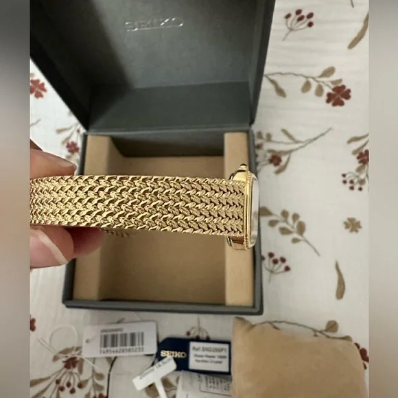 Seiko Quartz Watch - Picture 5 of 11